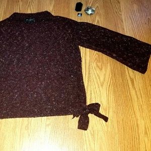 Maroon sweater